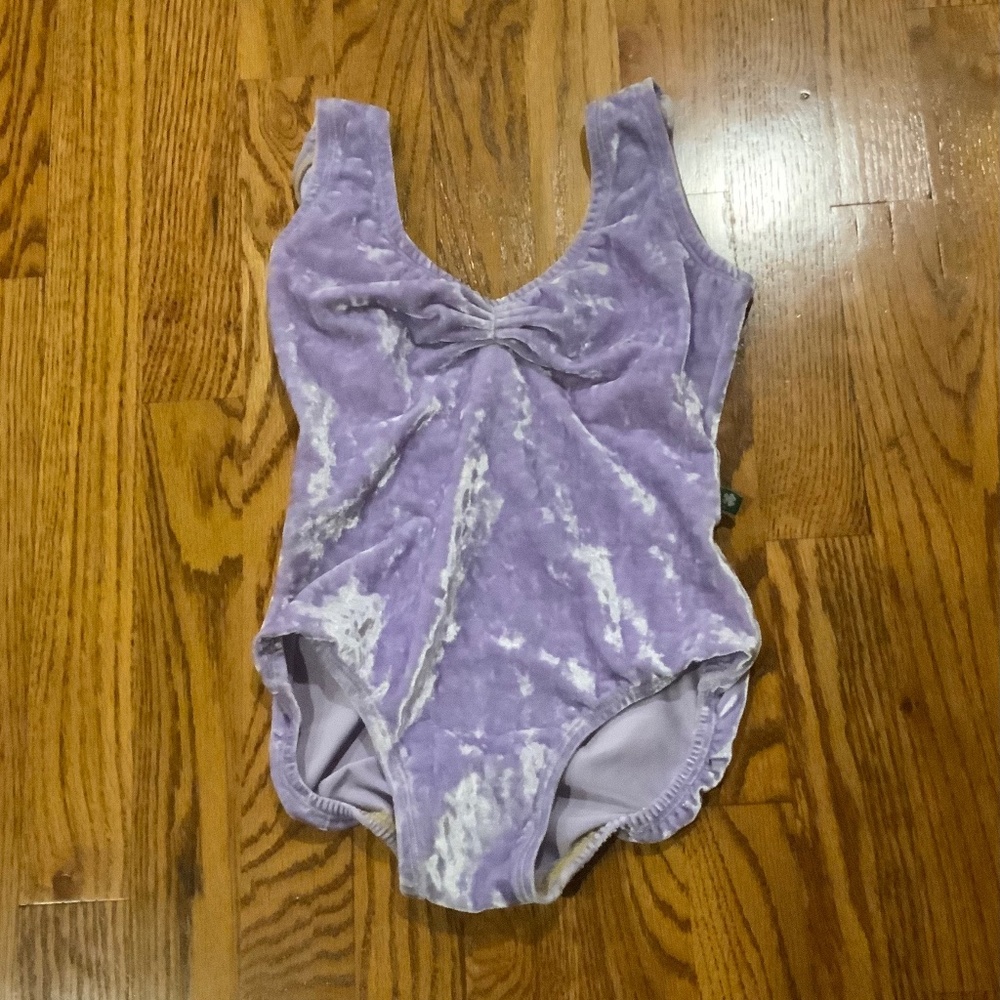 Luckyleo velvet leotard